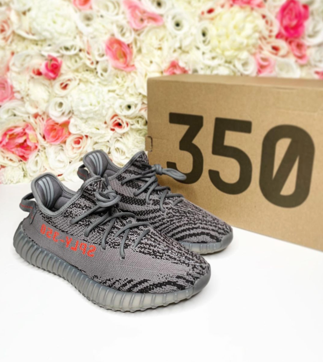 Womens Yeezy Boost 350 'BELUGA –