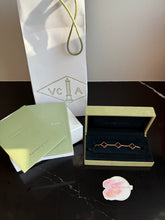 Load image into Gallery viewer, 2023 van Cleef bracelet
