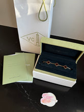 Load image into Gallery viewer, 2023 van Cleef bracelet
