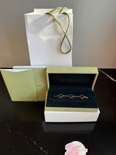 Load image into Gallery viewer, 2023 van Cleef bracelet
