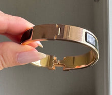 Load image into Gallery viewer, Hermes clic H bracelet Pm
