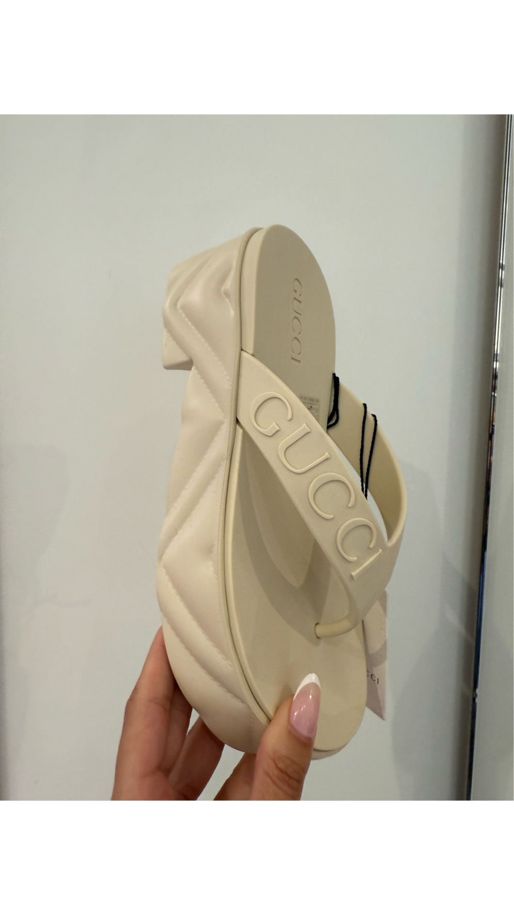 Gucci flip flops