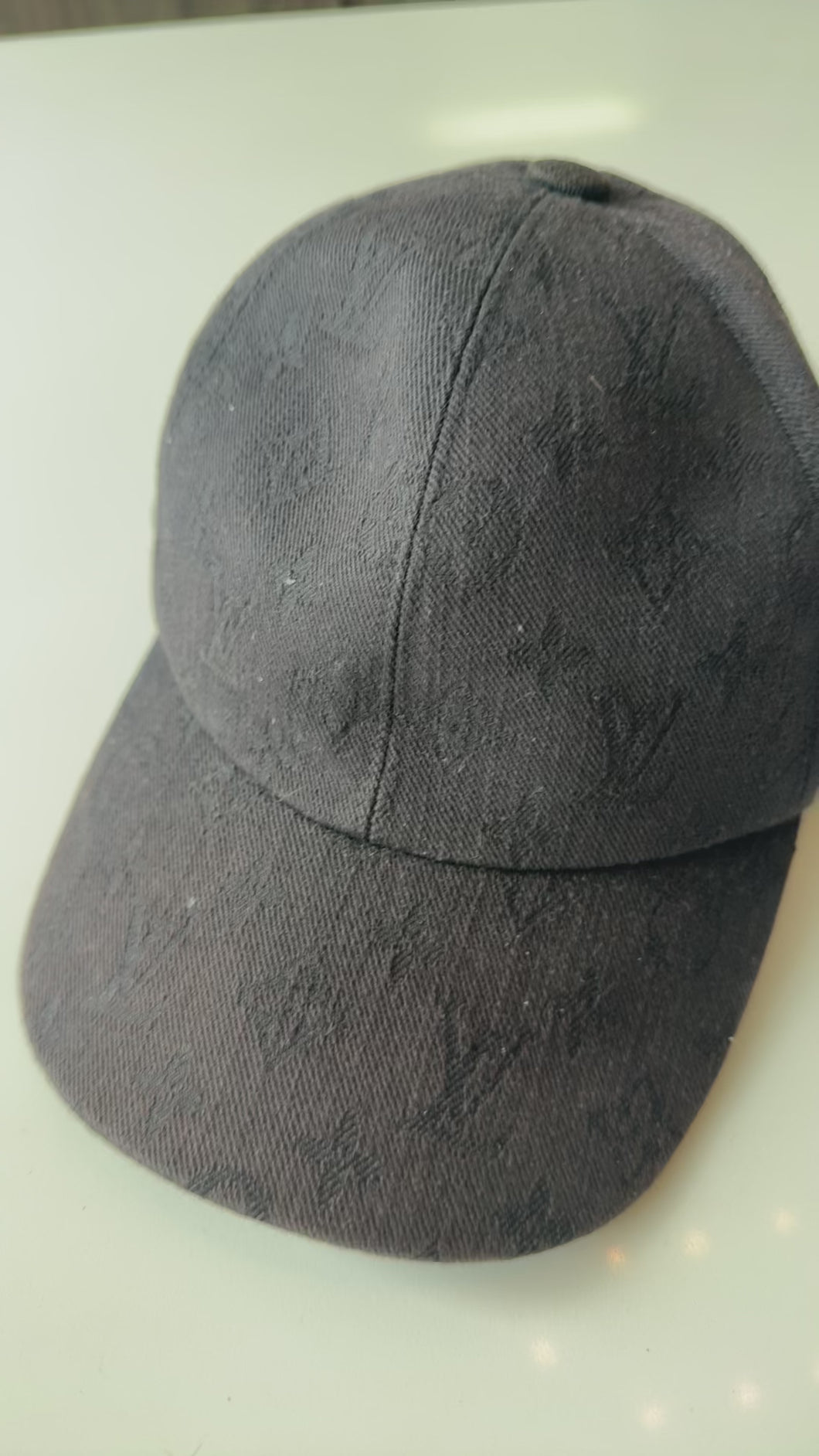 Louis Vuitton baseball logo hat