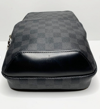 Load image into Gallery viewer, Mens LOUIS VUITTON AVENUE SLING BAG
