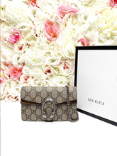 Load image into Gallery viewer, Womens Gucci Dionysus GG Supreme Handbag
