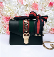 Load image into Gallery viewer, Womens GUCCI MINI SYLVIE Shoulderbag
