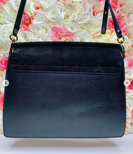 Load image into Gallery viewer, Womens Chloé Faye shoulder bag in smooth calfskin &amp; suede calfskin
