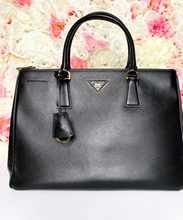 Load image into Gallery viewer, Womens Prada GALLERIA TOTE Handbag
